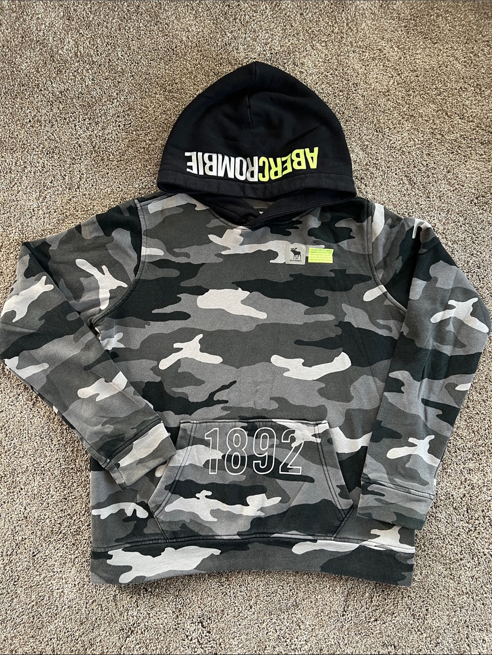 Abercrombie kids camo hooded sweatshirt